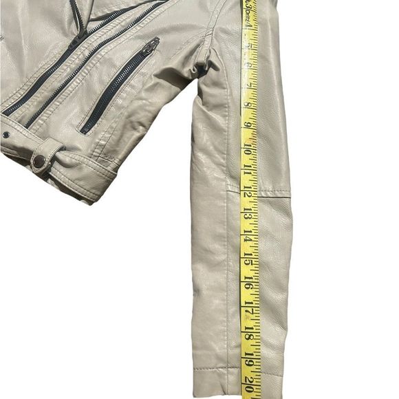 Blank Nyc GIRL’S Gray Full Zip Belted Faux Leather Moto Jacket Size Large - Picture 12 of 16